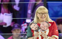 Quy tắc dạy con của bà mẹ có hai chàng trai giành giải vô địch Siêu cúp Bóng bầu dục Mỹ: Thúc đẩy các con cạnh tranh với nhau từ những việc nhỏ nhất!