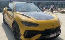 Xe siêu sang ồ ạt đổ về Việt Nam