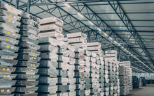 Nhôm, đồng, nikel và hàng loạt kim loại màu đồng loạt lao dốc vì đâu?