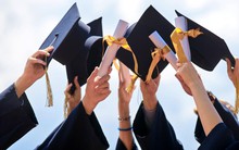 Chàng trai kiếm được hơn 3,5 tỷ trong 4 năm đại học, năm đầu bán thức ăn vặt, tới năm 3 mở luôn cả công ty: Ý tưởng kiếm tiền luôn có, chỉ cần chịu khó ‘động não’!