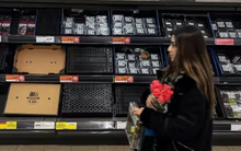 Loại củ “nhà trồng được” giá rẻ như cho của Việt Nam lại đang khủng hoảng nghiêm trọng tại Vương Quốc Anh, người dân đỏ mắt tìm không có để mua