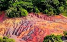 Vùng đất 'cầu vồng' độc đáo - thiên đường có thật của đảo quốc Mauritius bé nhỏ