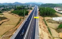 Đường cao tốc phải có tối thiểu 4 làn theo đúng tiêu chuẩn