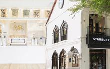 Lý do cà phê %Arabica đắt hơn cả Starbucks: Cùng bán giá cao, nhưng hóa ra hướng đến đối tượng khách khác nhau