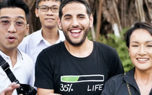 YouTuber hơn 9 triệu người theo dõi từng đến Việt Nam kiếm được bao nhiêu tiền một tháng?