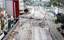 Đề xuất lắp mái che dọc vỉa hè đường Lê Lợi: Chuyên gia lập tức cảnh báo!