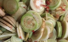 Chuyên gia: Ăn cà kiểu này chẳng khác gì 'nạp' độc tố vào người