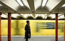 Nhà ga, sân bay Đức vắng lặng vì tổng đình công