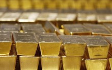 Khủng hoảng ngân hàng đã kích hoạt dòng vốn tháo chạy từ dầu mỏ sang tài sản được coi là 'hầm trú ẩn' an toàn