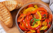 Loại quả giàu vitamin C hơn cam quýt bán đầy siêu thị, BS da liễu dùng đều để tăng collagen