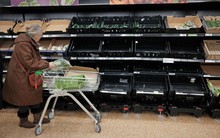 Đến cà chua, rau xanh cũng thành “xa xỉ phẩm”, hơn 50% số người Anh được hỏi cảm thấy Brexit đã sai