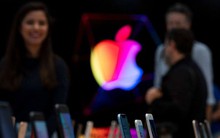 Quá giàu, Apple cho người dùng mượn tiền để mua sắm