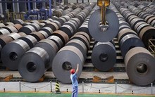 Lỗ tăng gần gấp đôi sau kiểm toán, Thép Nam Kim (NKG) bị cắt margin trên HOSE