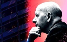 Chuyện gì đang xảy ra ở ngân hàng hàng đầu nước Mỹ: Lợi nhuận giảm một nửa, kế hoạch tham vọng không thành, liên tiếp gặp bê bối