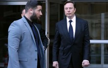 Nhân viên Twitter: Trong văn phòng mà Elon Musk lúc nào cũng kè kè 2 vệ sĩ, kể cả lúc đi vệ sinh