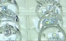 Sôi động thị trường vàng trang sức dịp 8/3