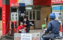 Giả mạo quản lý thị trường để lừa đảo các cây xăng