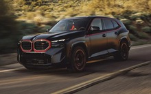 BMW vừa ra mắt mẫu xe lạ đời: Mạnh nhất nhưng không nhanh nhất, không phải xe điện nhưng đi được vài chục km không tốn giọt xăng nào