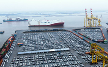 Lô xe điện 1.800 xe VF 8 của VinFast đã sẵn sàng lên đường sang Mỹ và Canada