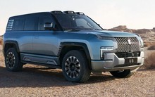 Hãng xe chuẩn bị xây nhà máy ở Việt Nam hé lộ mẫu SUV điện 1.100 mã lực, nội thất sang chảnh với 5 màn hình