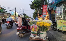 Cận cảnh hỗn loạn ở chợ chạy Hiệp Bình, TP Thủ Đức