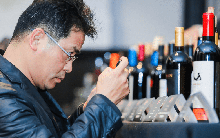 ‘Siêu cường rượu vang' Trung Quốc liệu có xuất hiện, khi người dùng trong nước 'sính ngoại'?