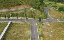 ‘Tuýt còi’ văn bản yêu cầu tạm dừng tách thửa của Hà Nội