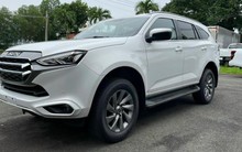 SUV 7 chỗ đua giảm giá trăm triệu xả hàng tồn ở Việt Nam: Từ ‘xe ế’ mu-X đến Fortuner, Santa Fe đều giảm, nhiều nhất 180 triệu đồng