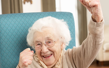 Khảo sát 1.000 người trăm tuổi: Điểm chung của trường thọ không phải thể thao mà là 2 điểm này