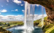 Choáng ngợp những thác nước đẹp ngoạn mục ở 'xứ băng đảo'