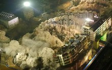 Trung Quốc đánh sập 19 tòa nhà trong 10 giây: Ai cũng nghĩ hoàn toàn do thuốc nổ nhưng đây mới thực sự là thứ khiến tất cả đổ sập