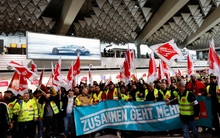 Đình công tiếp tục đe doạ làm tê liệt các sân bay Đức