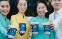 Cốc trà sữa “trên trời” giá 49.000 đồng mang về doanh thu tiền tỷ: Từng được richkid Ngọc Thanh Tâm khen tấm tắc, nhiều người không đi máy bay vẫn đổ xô mua thử