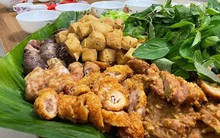 Nhà hàng Việt bán bún đậu mắm tôm 800 nghìn VNĐ/suất ở New York: Lọt top 30 quán ăn ngon nhất của báo Mỹ, thực đơn khiến khách ca ngợi hết lời