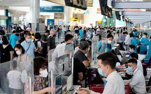 Vé máy bay vừa mở bán đã bị ‘vét sạch’