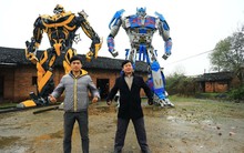 Chuyên đi nhặt phụ tùng ô tô về tái chế thành robot, cha con anh nông dân kiếm hơn 3 tỷ đồng/năm bỗng trở nên nổi tiếng