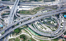 Đỉnh cao cầu vượt như "trận đồ bát quái" ở Trung Quốc: 5 tầng, 20 lan đường, đi 8 hướng, rẽ "sai 1 ly là đi 1 dặm, đến GPS cũng rối loạn