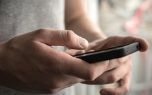 Cách cầm điện thoại của một người cũng có thể dự đoán được tương lai: Giàu hay nghèo nhìn lướt là biết ngay!