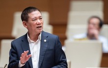 Cần quy định giá ra sao với hàng không giá rẻ?