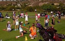 Cách người Mỹ chơi golf: Đi chân trần, coi đây là môn thể thao bình dân, tip nhân viên phục vụ 14 triệu đồng/ngày là chuyện nhỏ