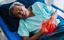 Đang béo tốt phương phi, người đàn ông 45 tuổi phát hiện mắc ung thư dạ dày: Bác sĩ chỉ ra một kiểu ăn uống tai hại, chẳng khác gì đưa chất độc vào người