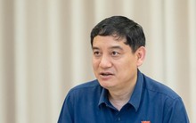 Cần sớm giải quyết vấn đề lương, phụ cấp cho giáo viên, cán bộ y tế