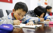 Bài toán tiểu học rất đơn giản nhưng đáp án khiến giáo viên và phụ huynh tranh cãi nảy lửa: Lúc sau truyền thông cũng vào cuộc