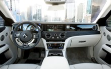 Chiếc Rolls-Royce yên tĩnh đến mức "gây buồn nôn" cho người lái, hãng phải sửa lại để xe ồn ào hơn