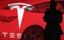 Tesla áp dụng chiến lược có 102 dù cung vượt cầu, liệu Elon Musk đang khôn ngoan ‘dẫn trước’ hay chỉ là định giá theo cảm tính cá nhân?