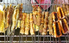 Cơn "sóng thần ẩm thực" ở Trung Quốc khiến khách sạn cháy phòng, đường sắt cháy vé: Nguyên nhân chỉ từ món ăn mà ở Việt Nam cũng có