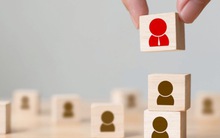 Người phỏng vấn: ‘Cọp và heo cùng vào hang, cọp chết heo sống, tại sao?’ - Khéo léo phân tích, anh chàng lập tức trúng tuyển!