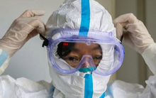 Việt Nam xem xét công bố hết dịch COVID-19