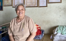 Cụ bà lập chốt cứu người suốt 45 năm: 'Bị nói là bao đồng nhưng tôi không quan tâm'