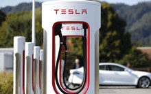 Sạc pin xe điện mất 30 phút, đổi pin chỉ mất 3 phút, tại sao các trạm đổi pin không phổ biến như trạm sạc?